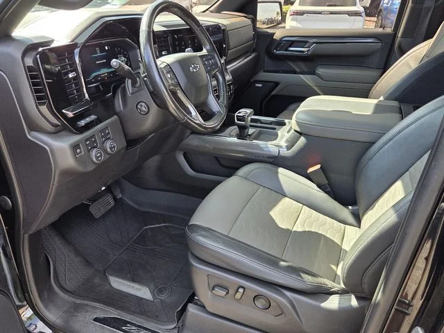 Used 2023 Black Chevrolet ZR2 image 9