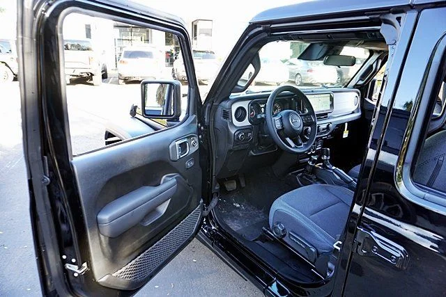 New 2026 Black Clear-Coat Exterior Paint Jeep Sport S image 42