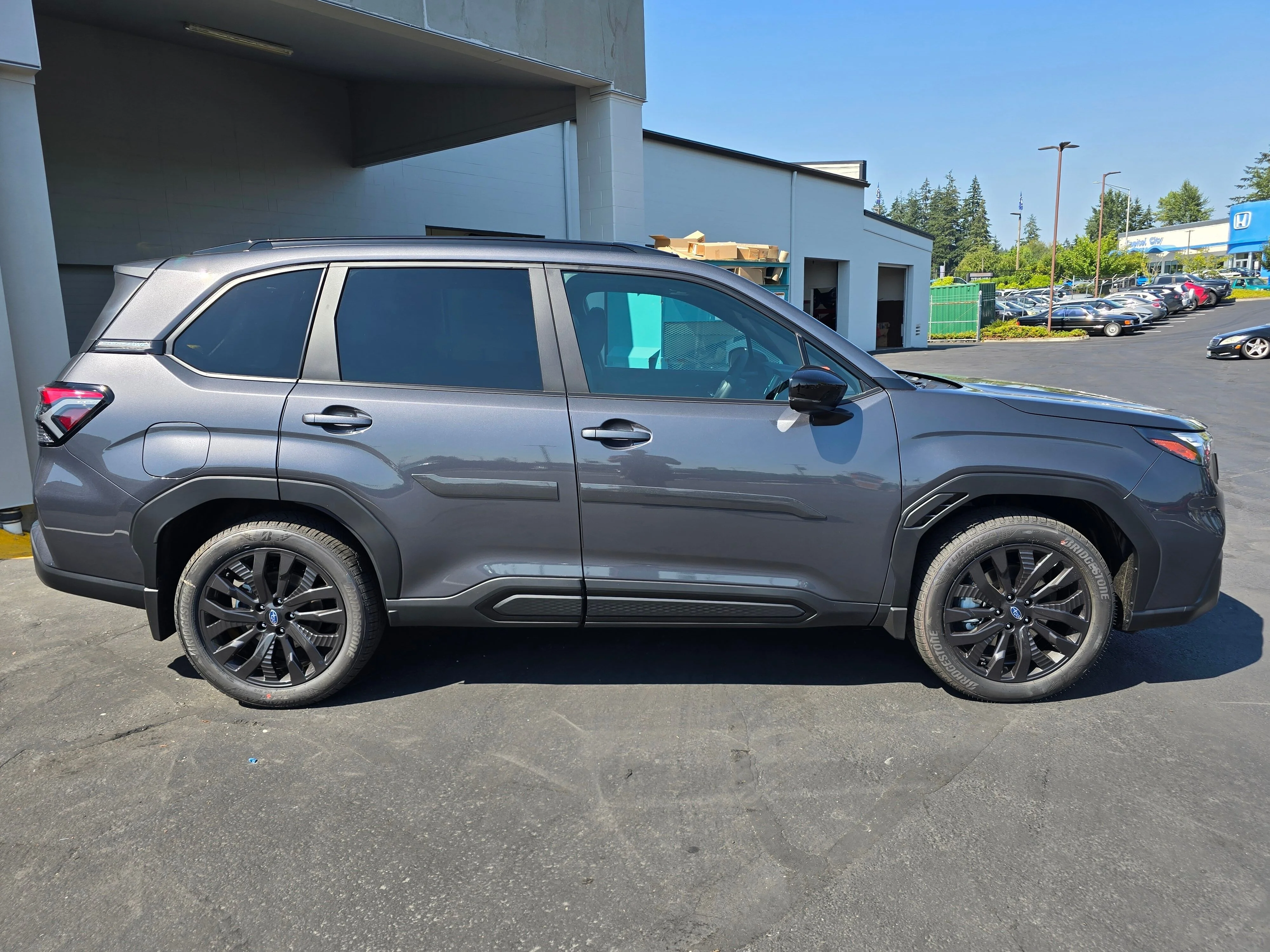 New 2026 MAGNETITE GRAY METALLIC Subaru Sport Onyx Edition image 3
