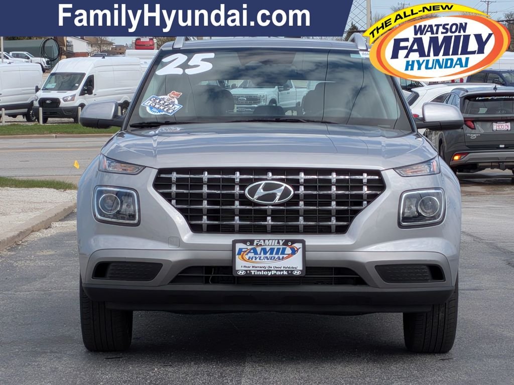 2025 Hyundai Venue SEL - Photo 8