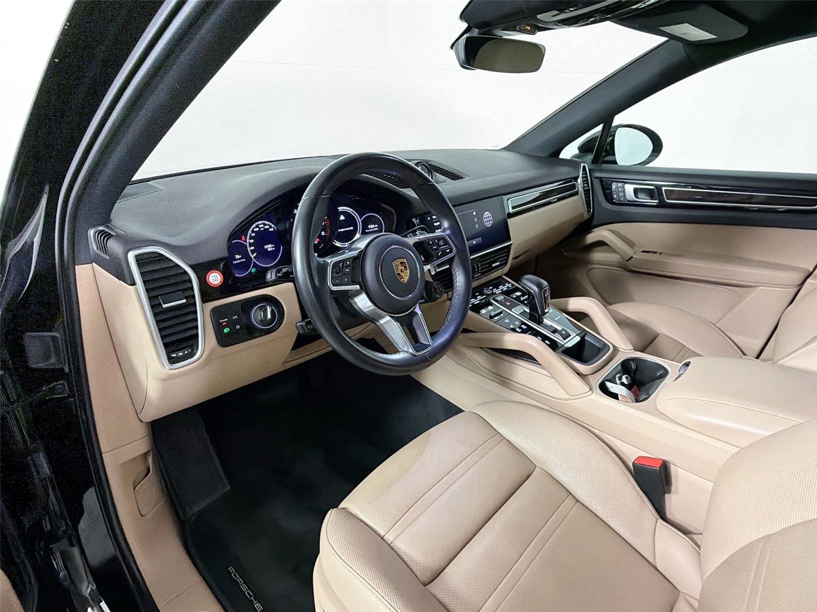 Certified Used 2022 BLACK Porsche E-Hybrid Coupé Platinum Editi image 4