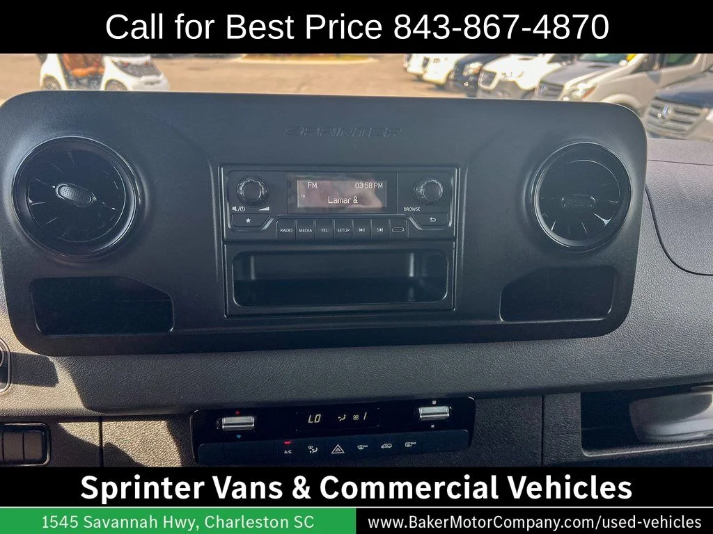 Used 2020 White Freightliner Base image 28