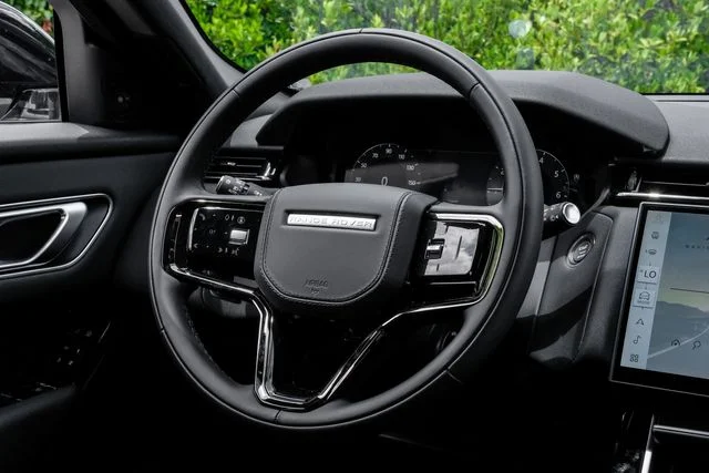 New 2026  Land Rover S image 23