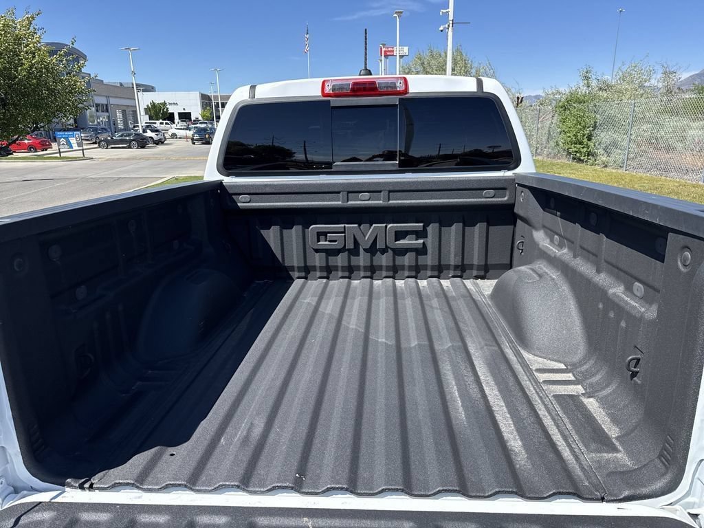 Certified Used 2022 Summit White GMC 4WD AT4 w/Leather image 27
