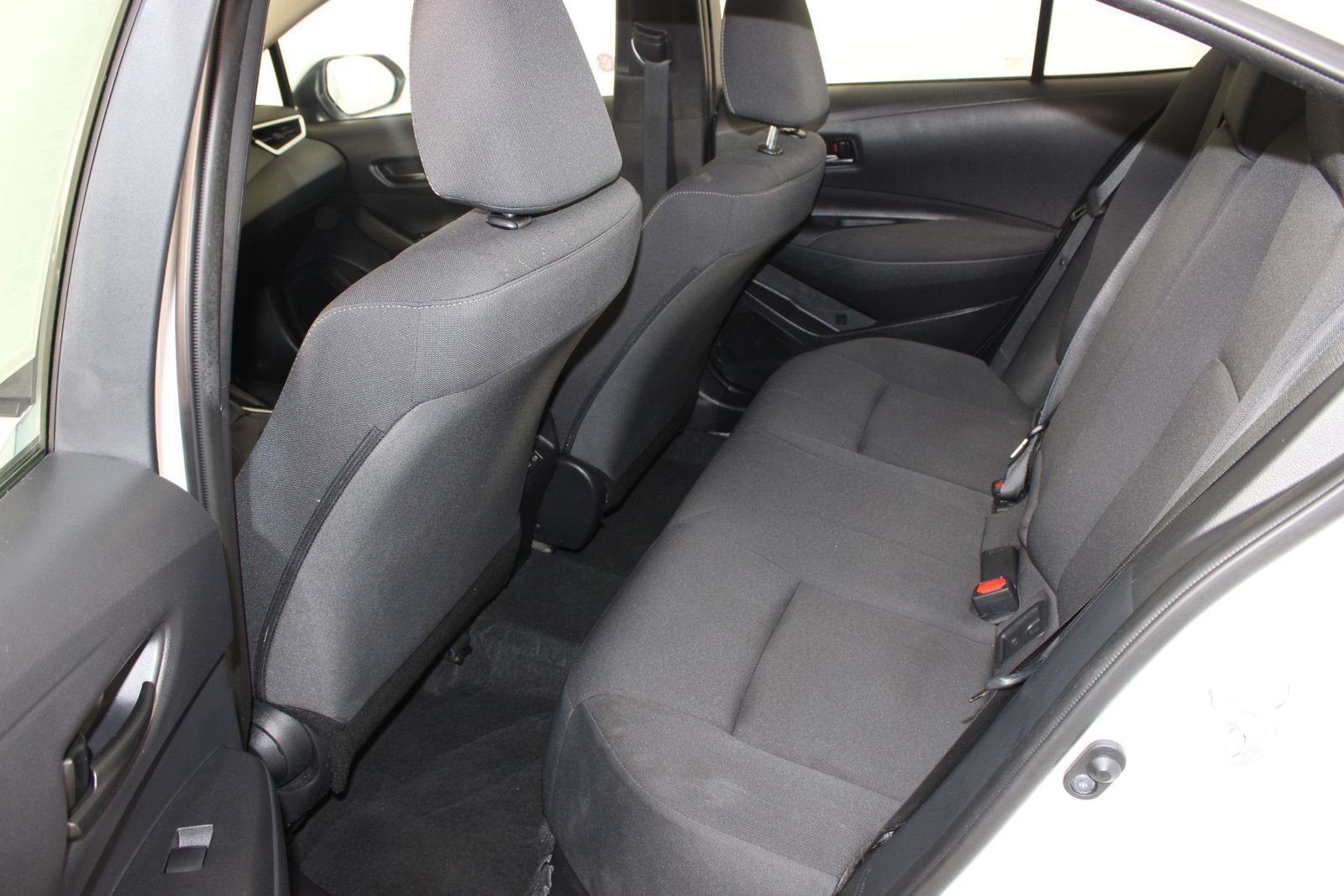 Used 2025 White Toyota LE image 7