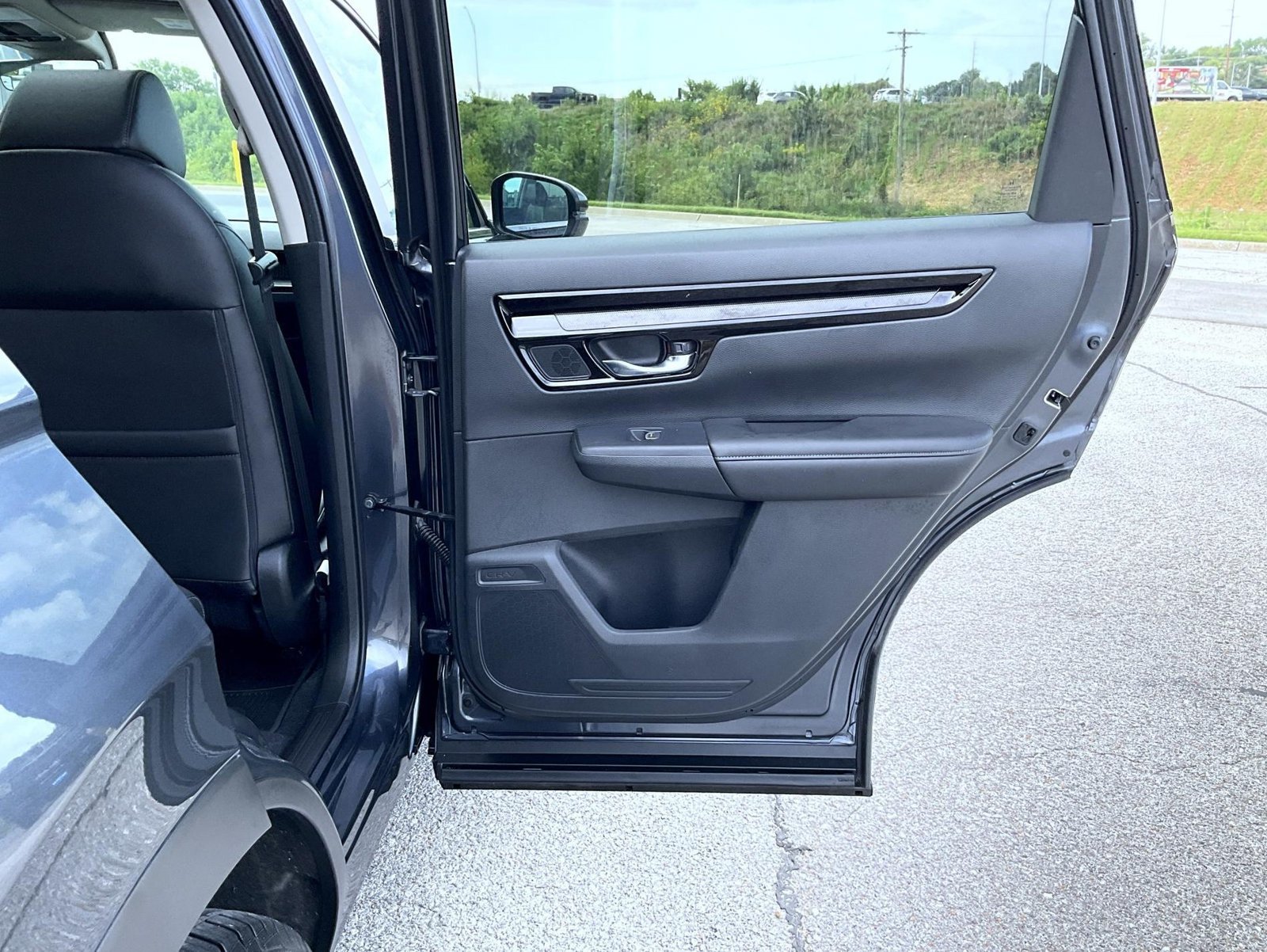 2025 Honda CR-V EX-L - Photo 17