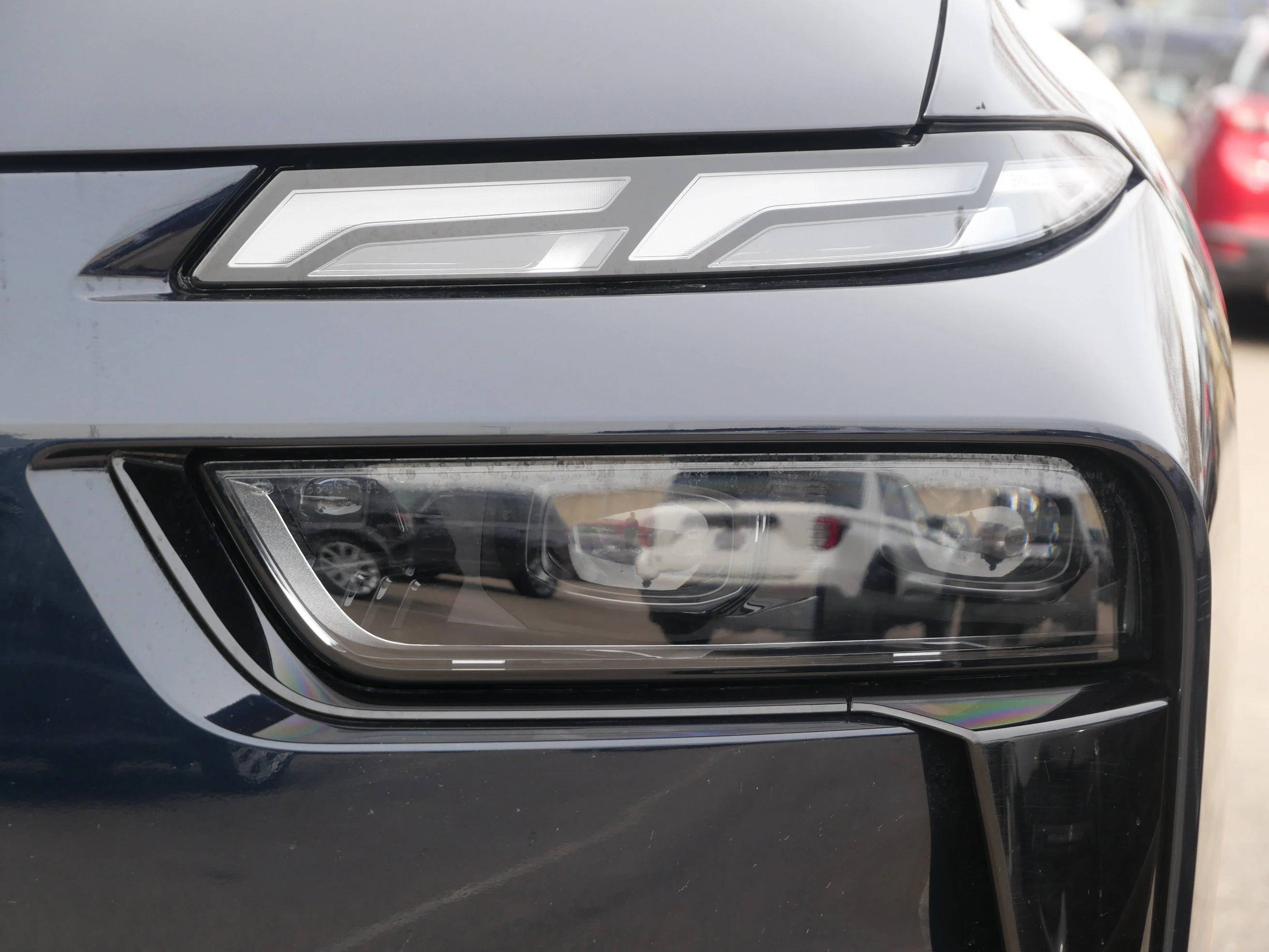 Used 2026 Carbon Black Metallic BMW xDrive40i image 9