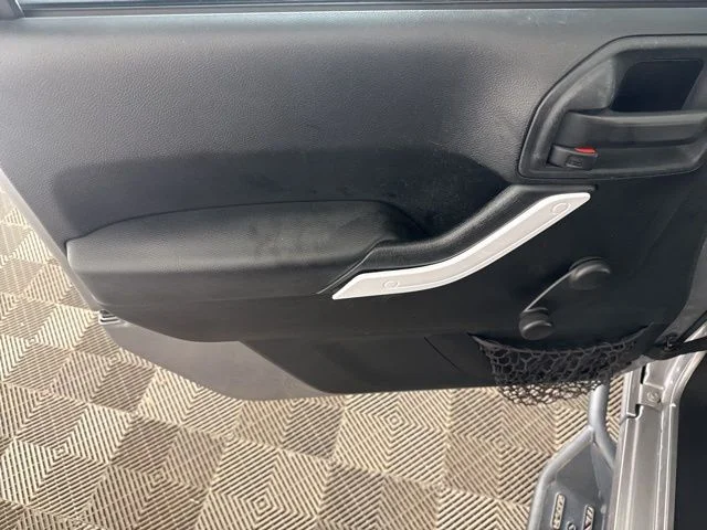 Used 2014 Gray Jeep Unlimited Sport image 20