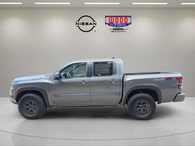 Used 2026 Gun Metallic Nissan PRO-4X image 5