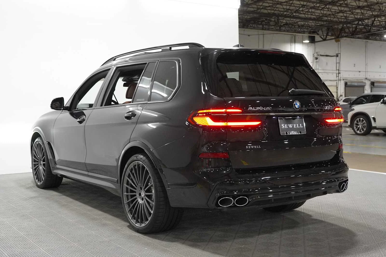 New 2026 Black Sapphire Metallic BMW ALPINA XB7 image 2