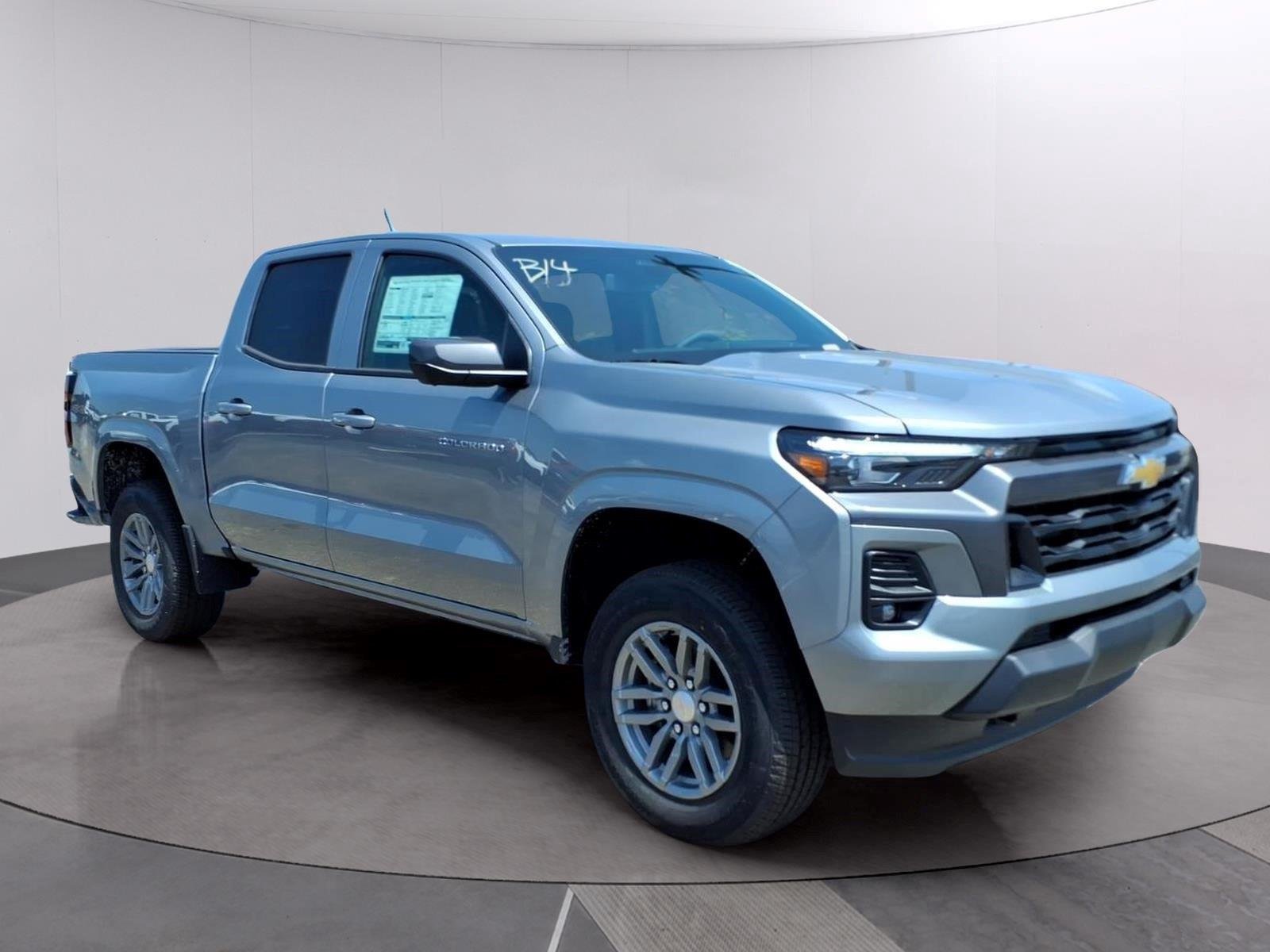 2026 Chevrolet Colorado LT - Photo 7