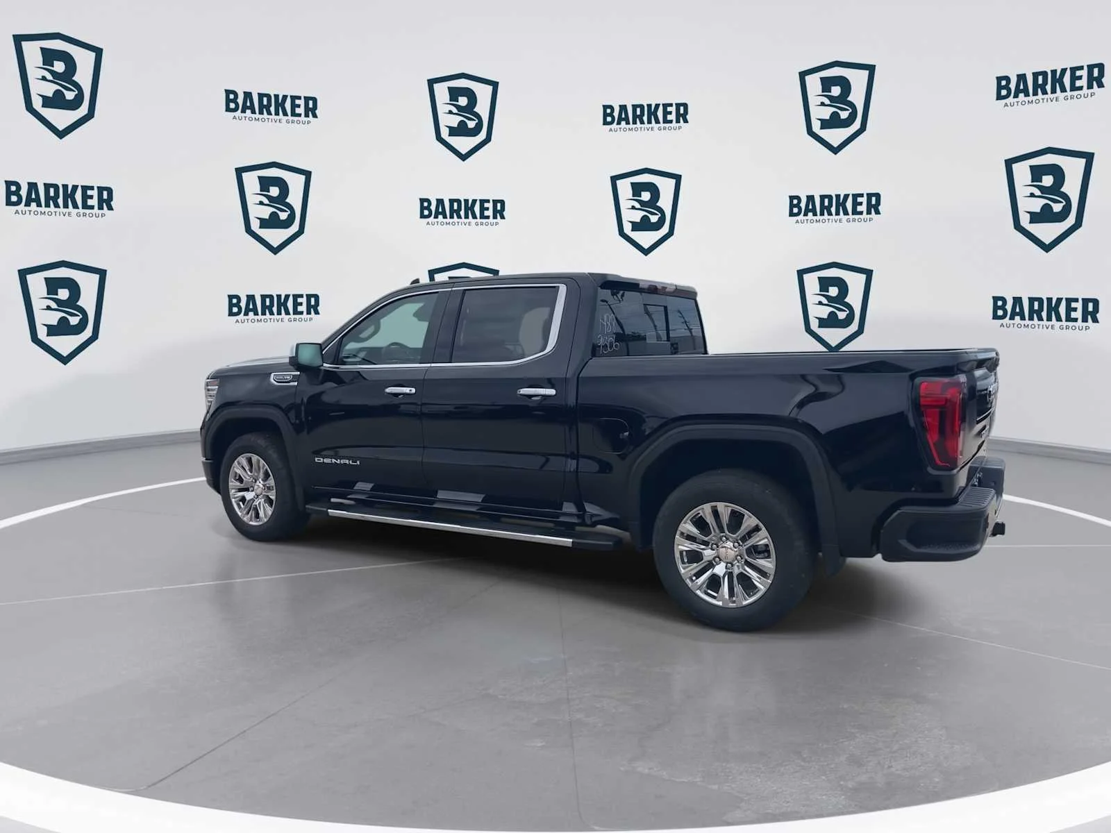 2026 GMC Sierra 1500 Denali - Photo 7