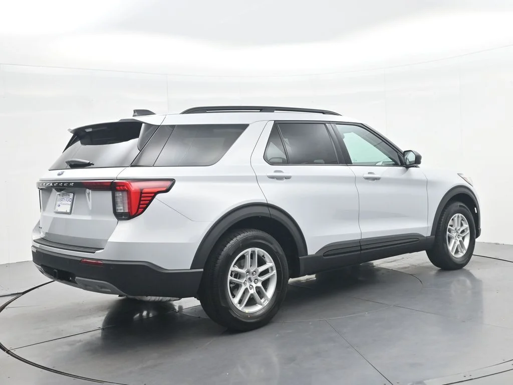 New 2026 White Ford Active image 7