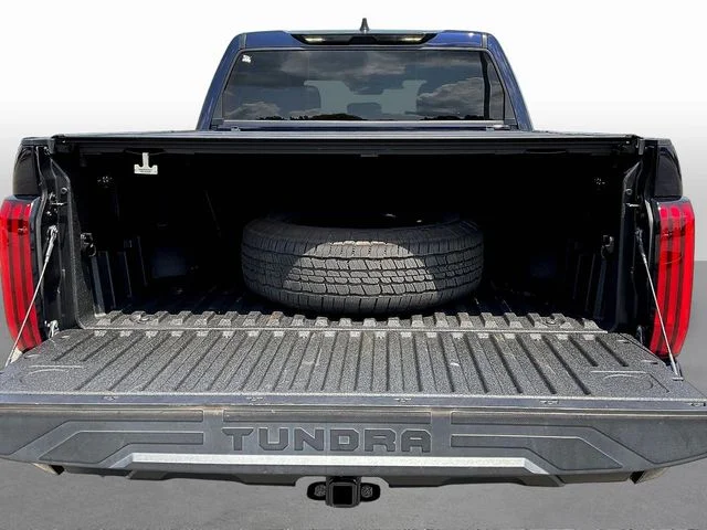 Used 2023  Toyota SR5 image 9