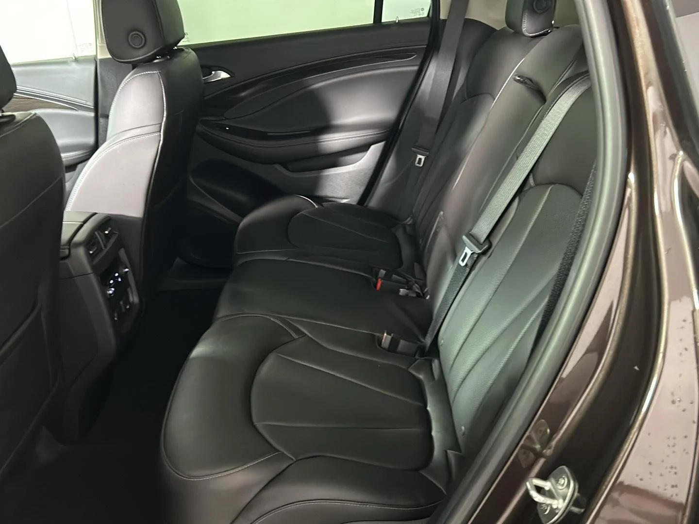 Used 2020 Espresso Buick Essence image 18