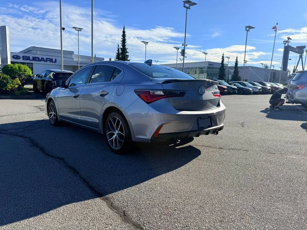 Used 2019 Modern Steel Metallic Acura Premium Dilawri Certified   Local BC   Clean Title image 3