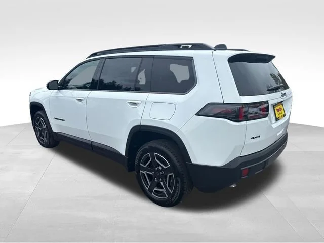 New 2026 Bright White Clear-Coat Exterior Paint Jeep Laredo image 5