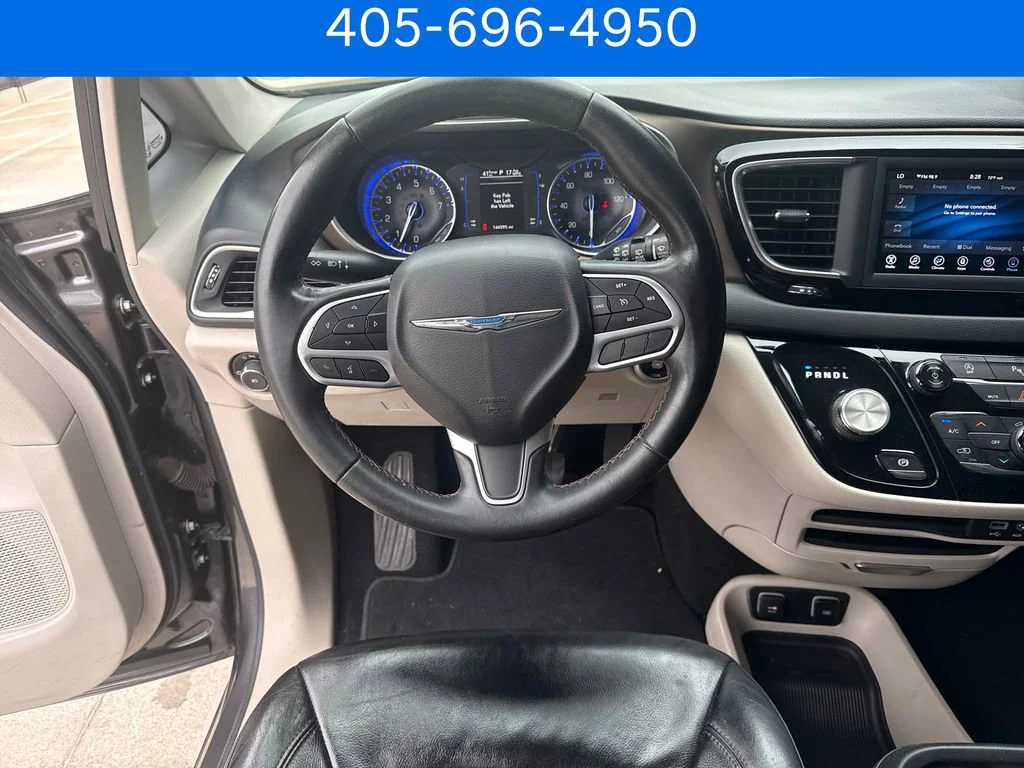 Pre-Owned 2018 Chrysler Pacifica Touring L
