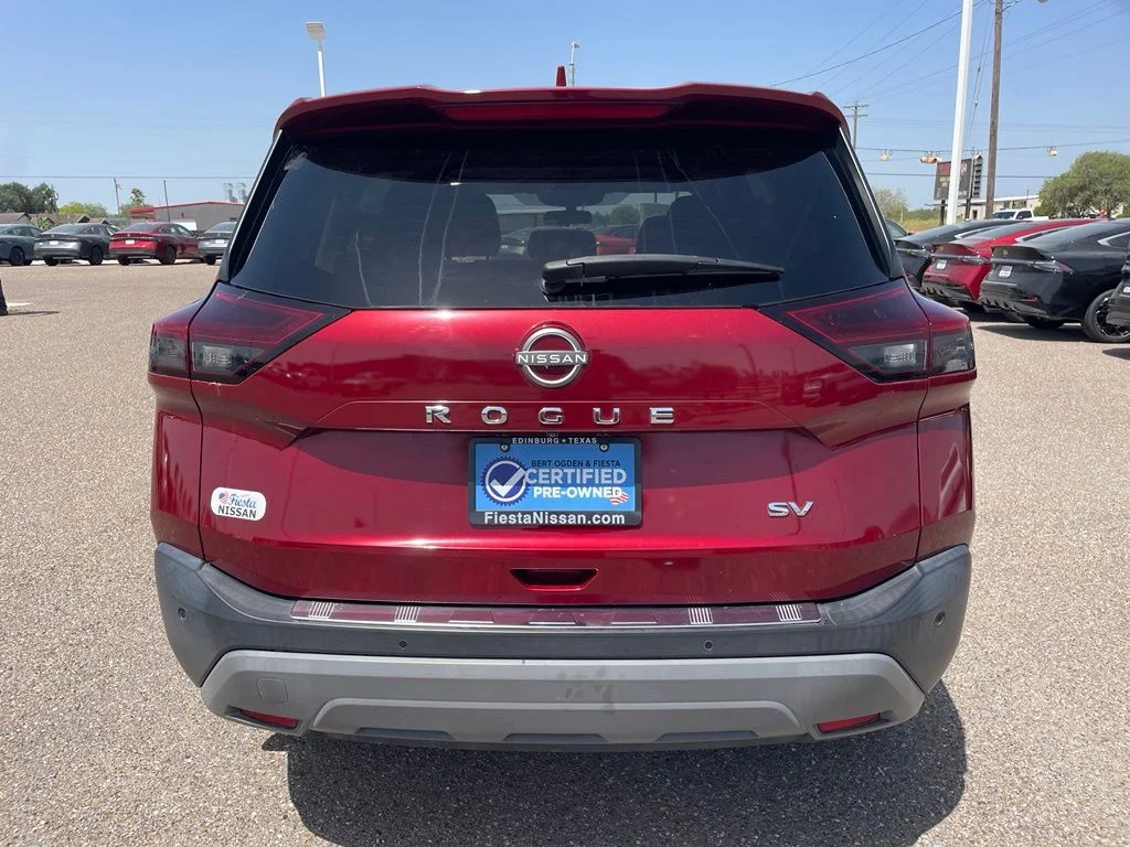 Used 2022 Red Nissan SV image 6