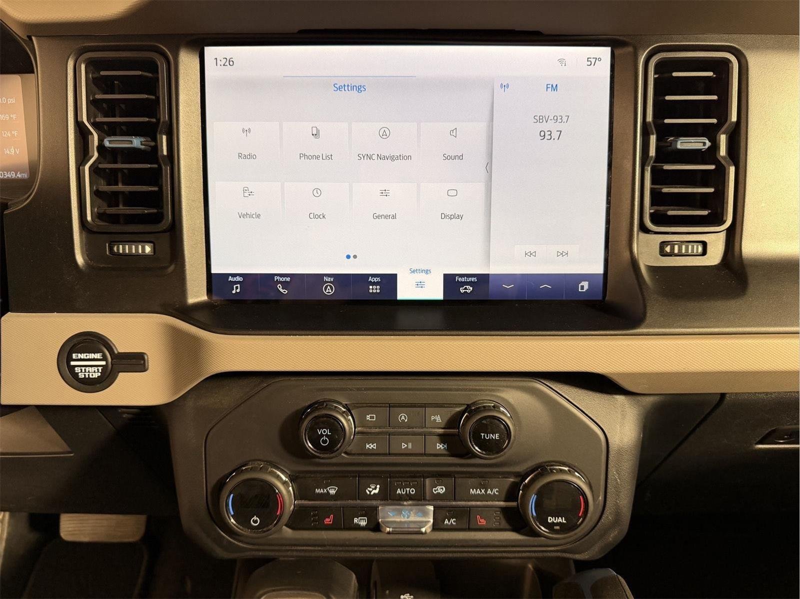 Used 2023 Oxford White Ford Wildtrak Advanced image 36