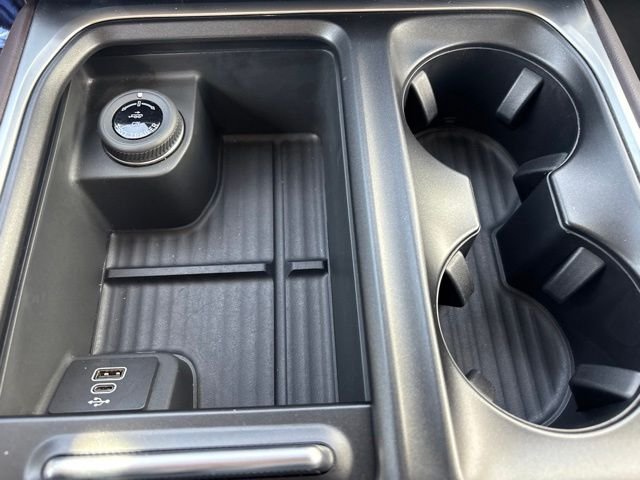 New 2026 Star White Metallic Tri-Coat Ford Platinum image 28