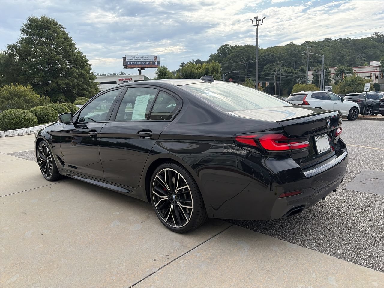 Used 2023 Black Sapphire Metallic BMW 540i image 6