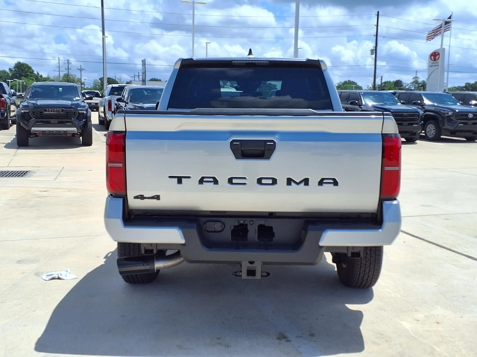 New 2026  Toyota SR5 image 7
