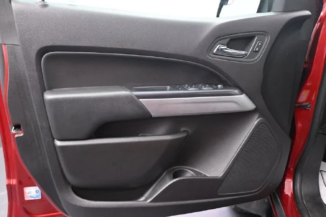 Used 2021 Red Chevrolet ZR2 image 27