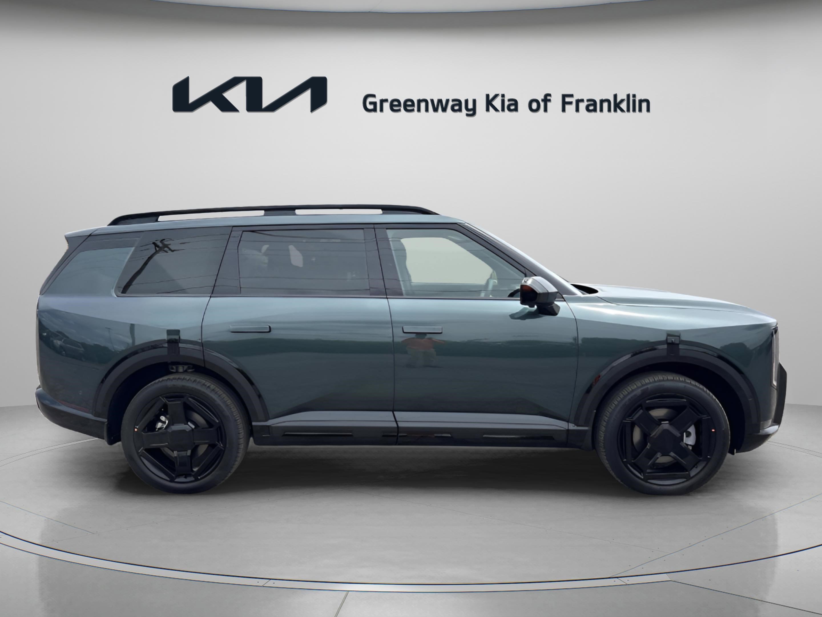 New 2027 Black Jade Green Kia X-Line SX image 8