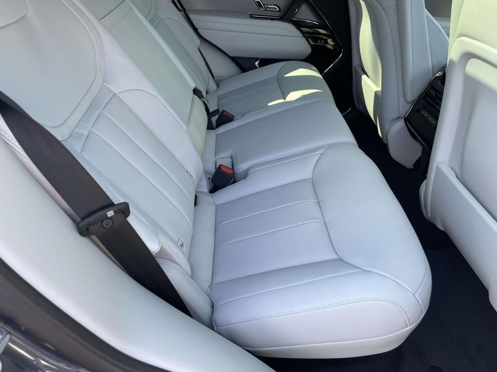 New 2027 Varesine Blue Land Rover SE image 19