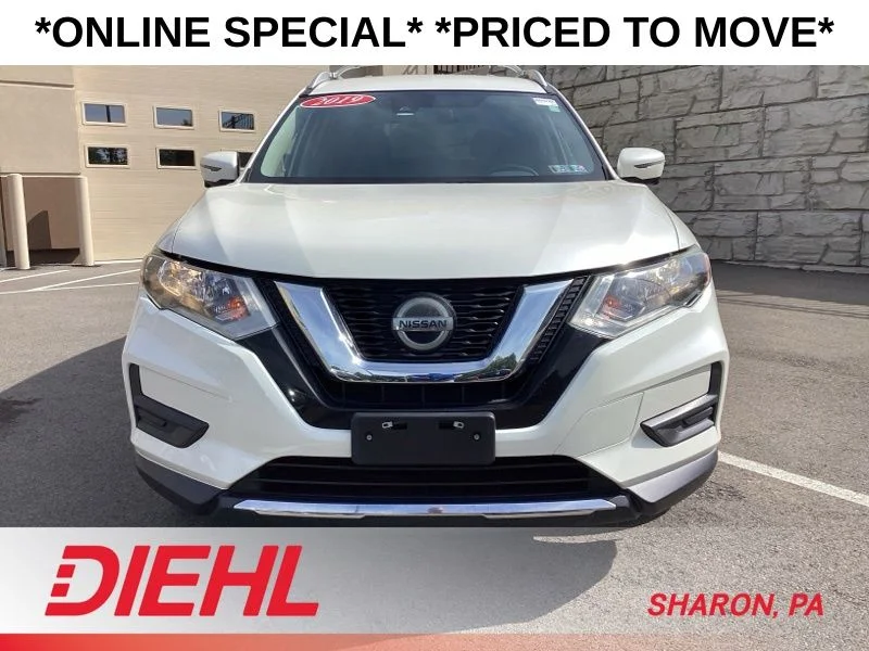 Used 2019 Nissan Rogue SV with VIN JN8AT2MT7KW500138 for sale in McKees Rocks, PA