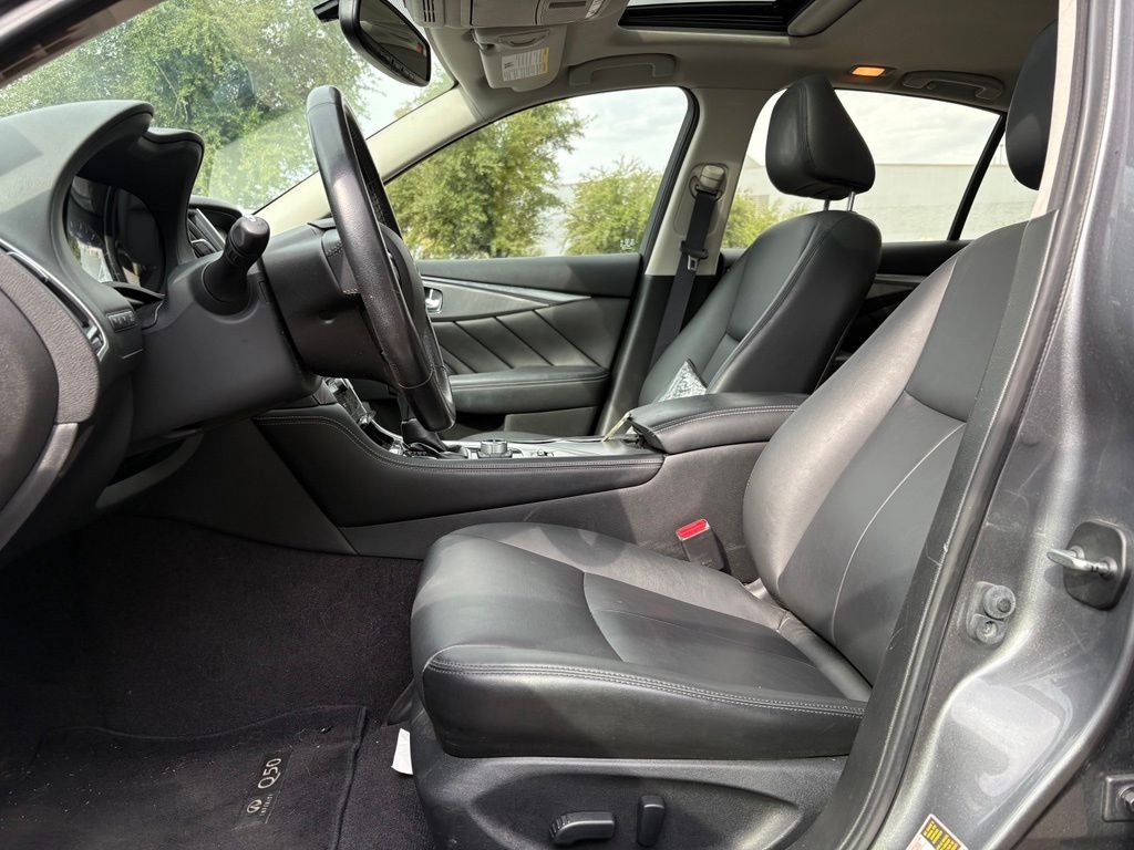 Used 2016 Gray INFINITI 2.0t Premium image 10