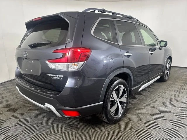 Used 2019 Dark Gray Metallic Subaru Touring image 3