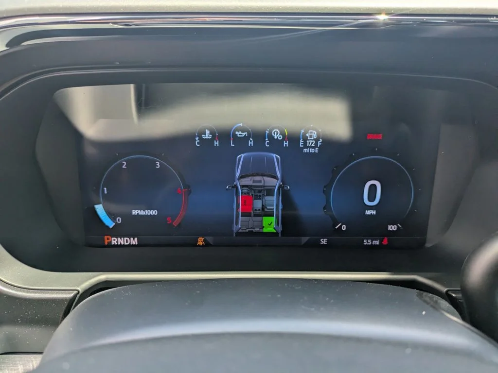 New 2026 Carbonized Gray Metallic Ford Lariat image 31
