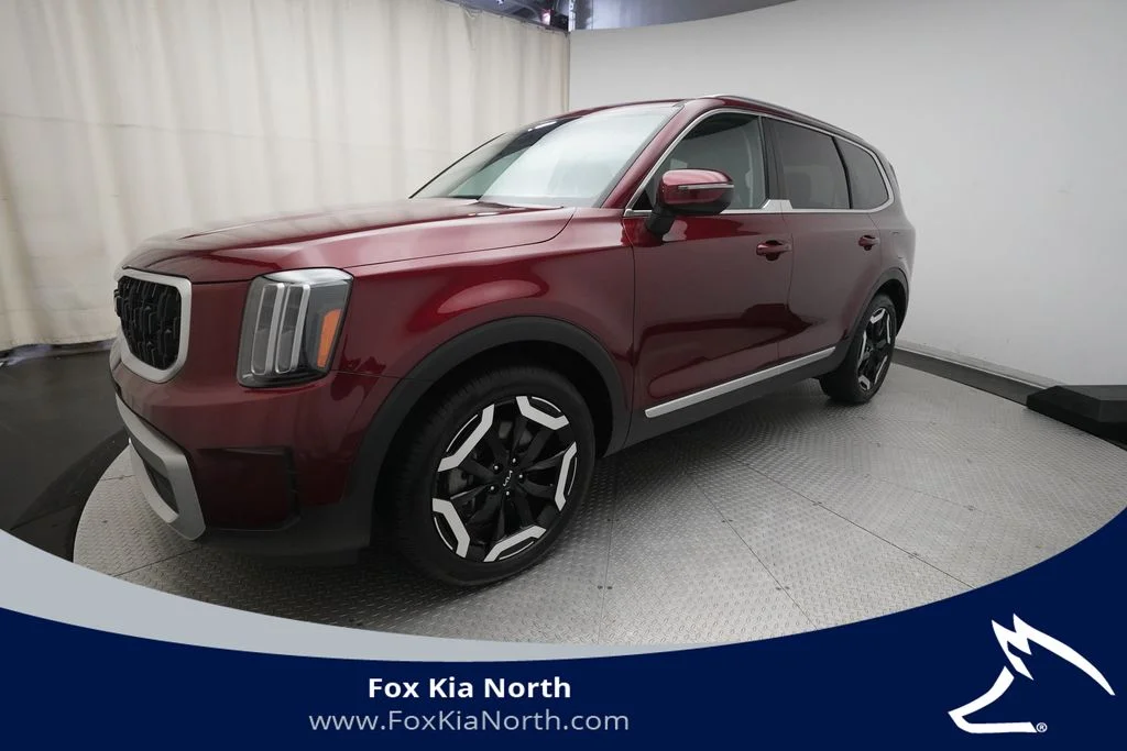 Used 2024 Red Kia EX image 1