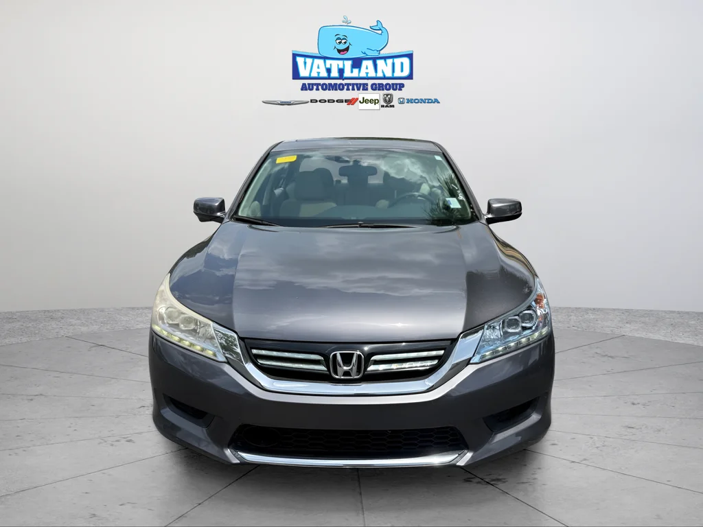 Used 2014 Modern Steel Metallic Honda Touring image 8