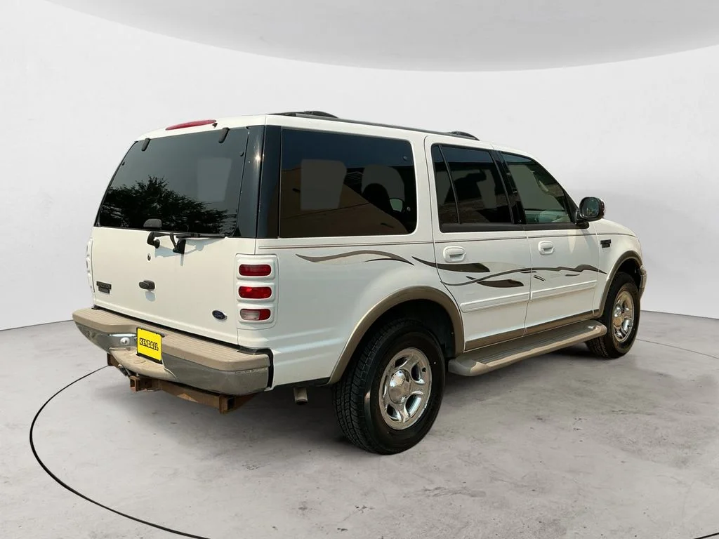 Used 2000 White Ford Eddie Bauer image 5