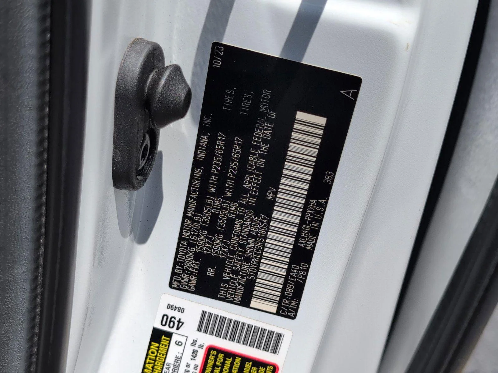 Used 2024 Windchill Pearl Toyota XLE image 11