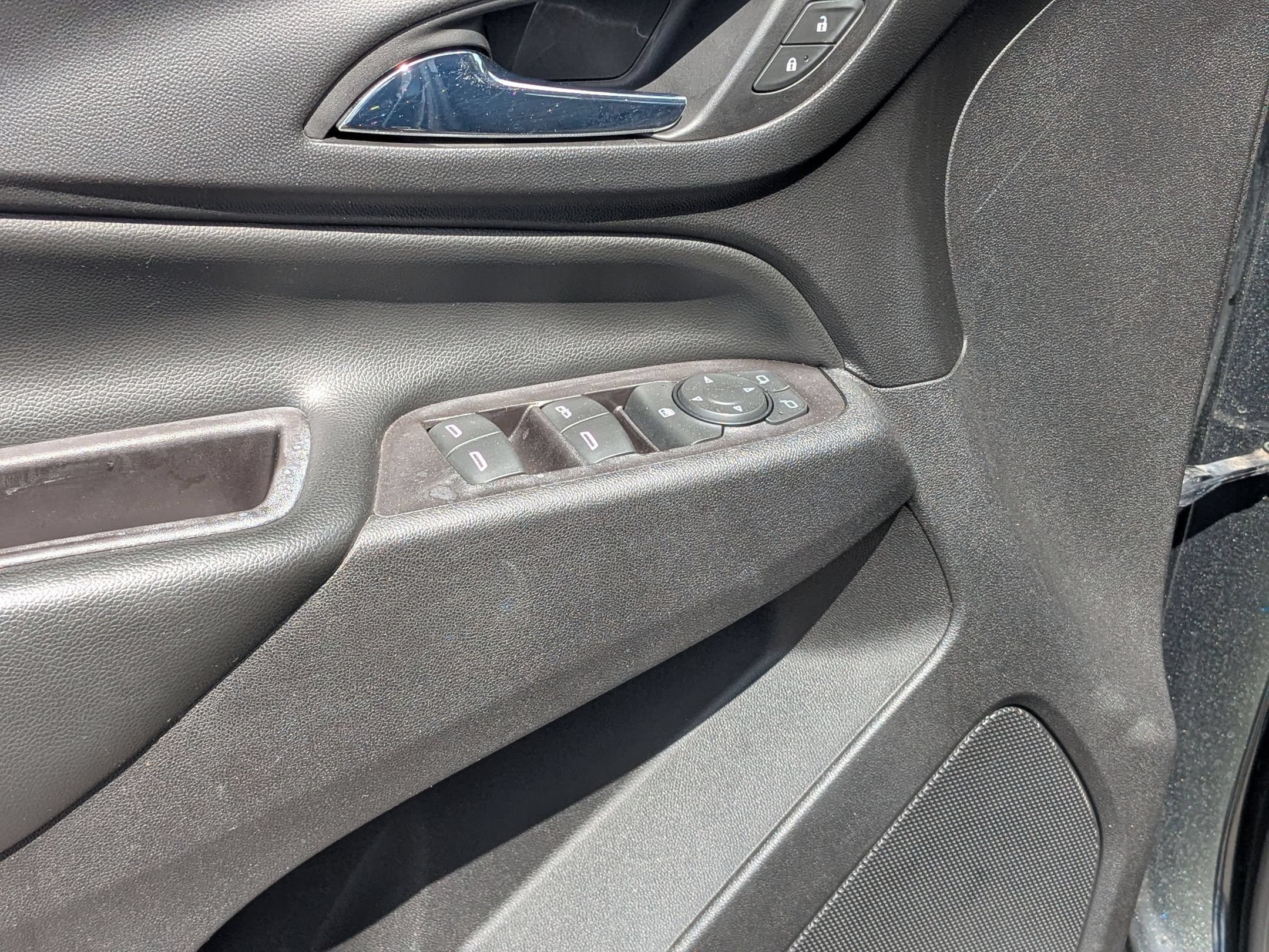 Used 2020 Nightfall Gray Metallic Chevrolet LT image 14