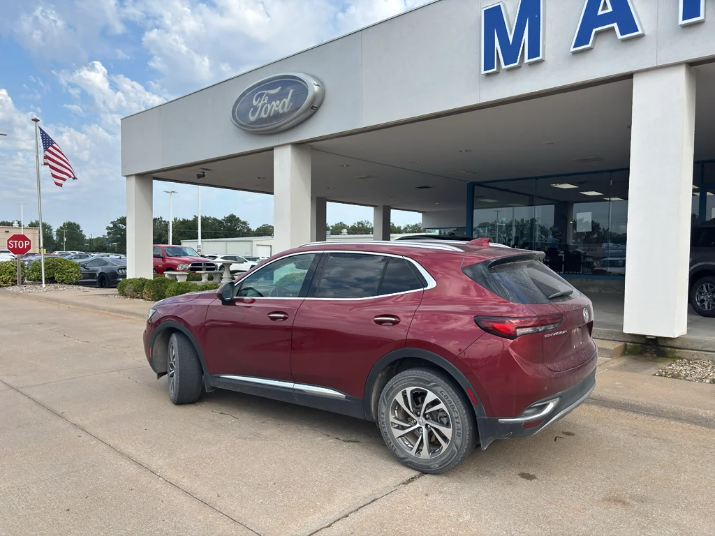 Used 2022  Buick Essence image 7