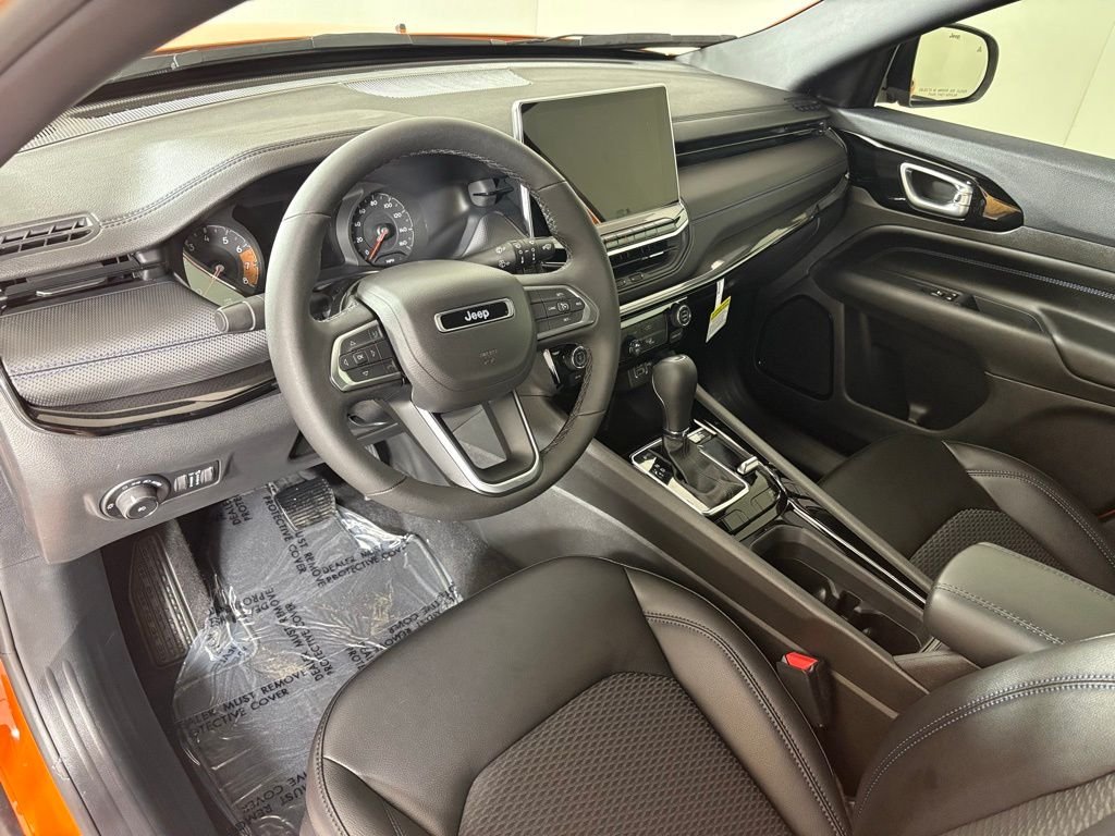 New 2026 Joose (DISC) Jeep Latitude image 17