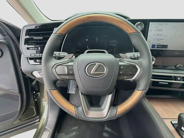 New 2026 Nori Green Pearl Lexus PREMIUM PLUS image 41