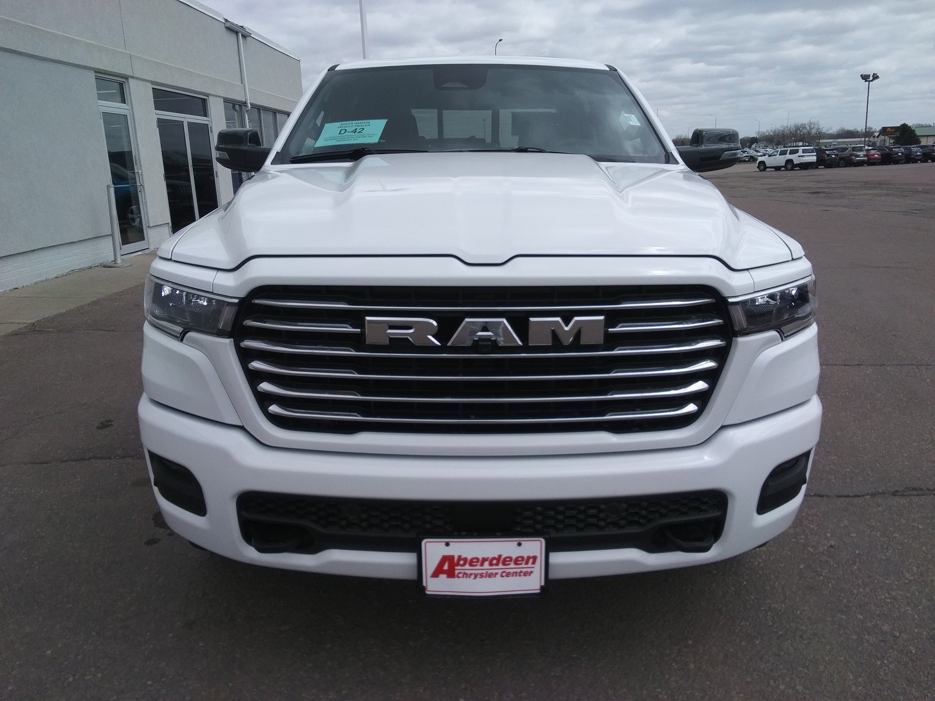 New 2026 Bright White Clear-Coat Exterior Paint RAM Laramie image 3