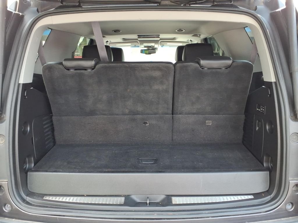 Used 2017 Tungsten Metallic Chevrolet Premier image 27
