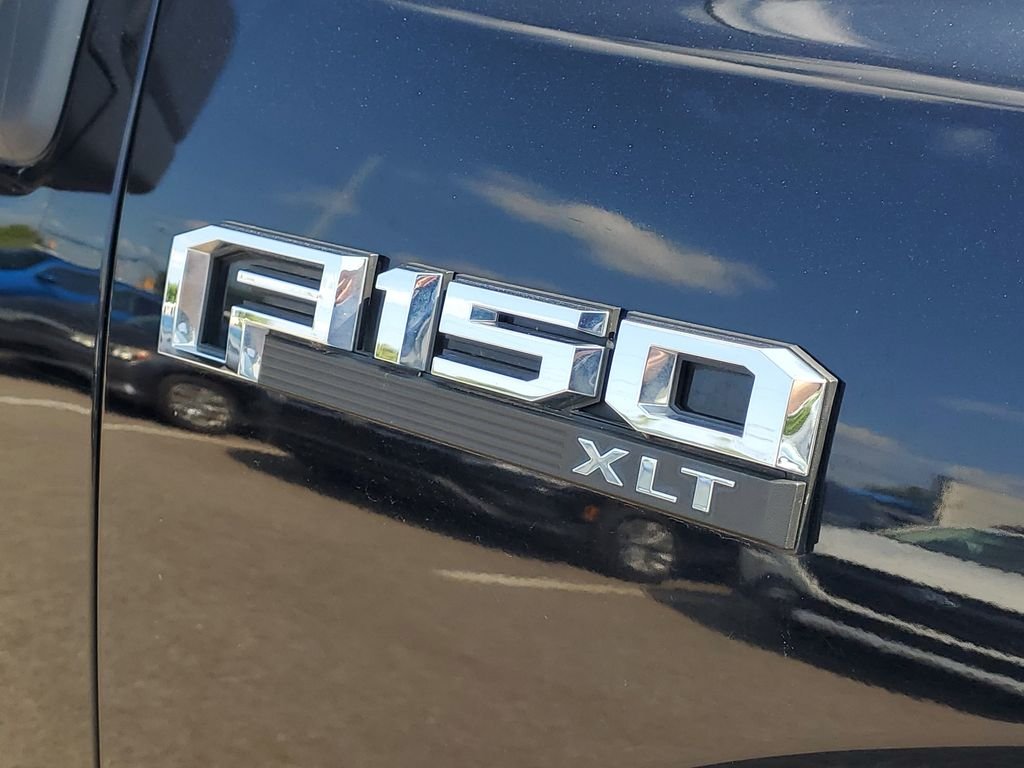 Used 2019 Black Metallic Ford XLT image 6