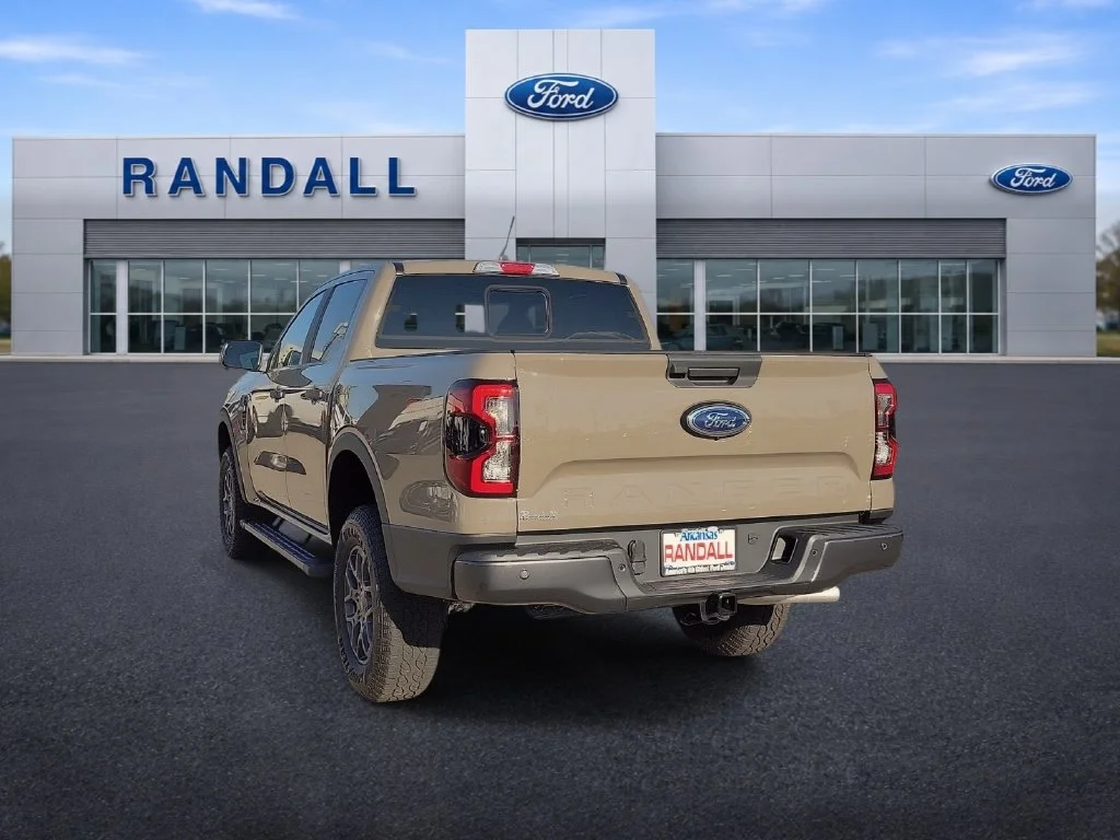 New 2026 Marsh Gray Ford XLT image 4