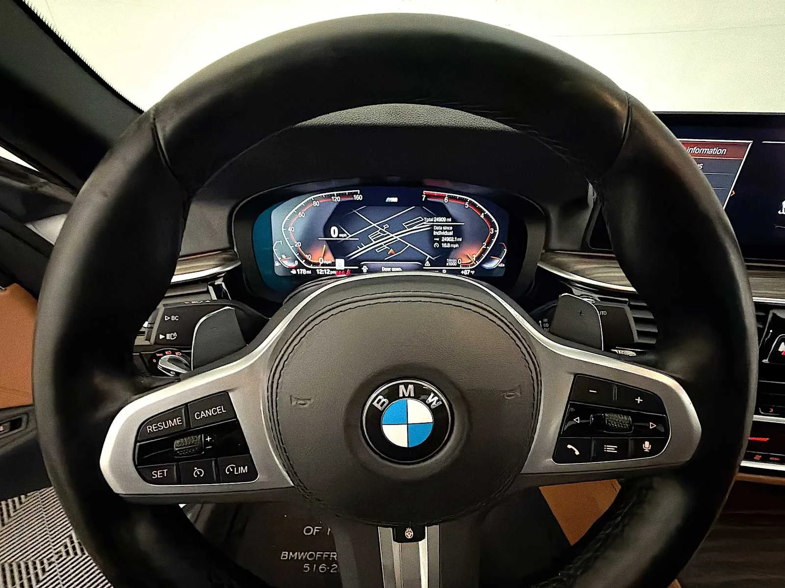 2023 BMW 5 Series 530i - Photo 13