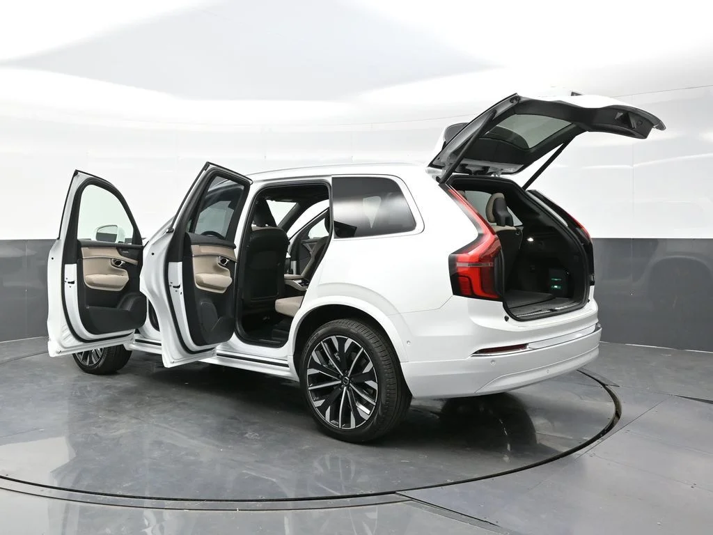 New 2026 Crystal White Volvo Plus image 53