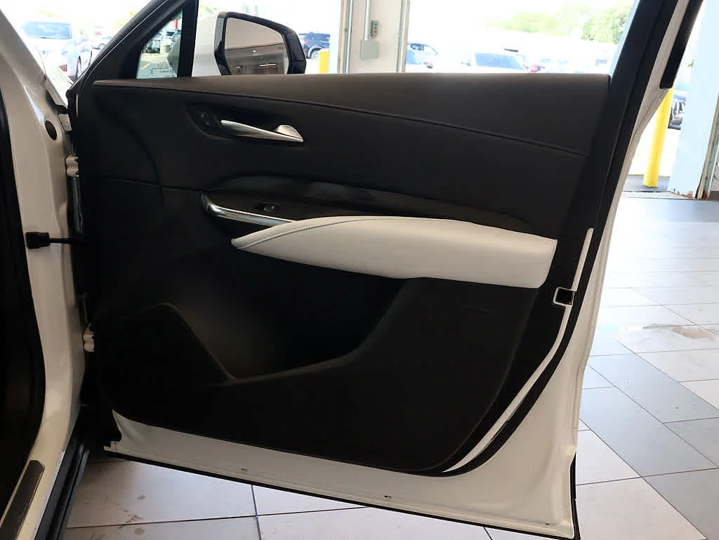 Certified Used 2024 Crystal White Tricoat Cadillac Sport image 31