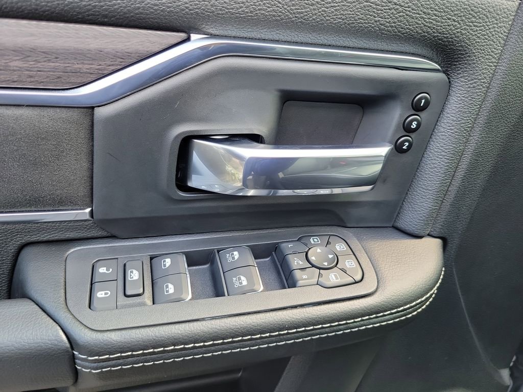 New 2026 Ceramic Gray Clear-Coat Exterior Paint RAM Laramie image 22